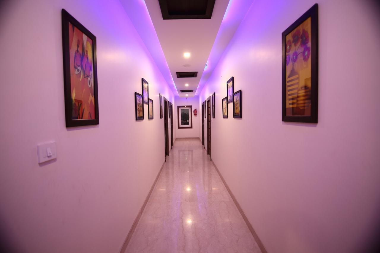 Regal Hotel And Restaurant Mathura Exteriör bild
